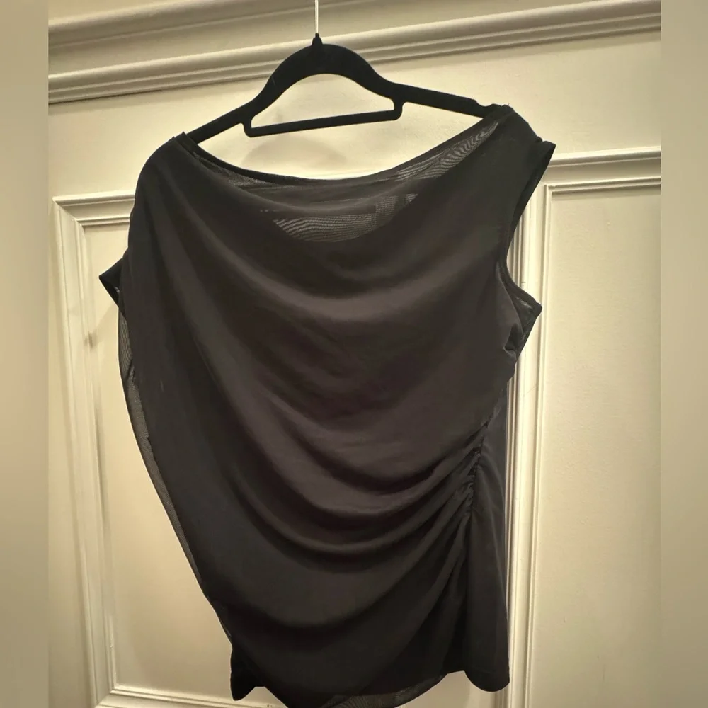 Abercrombie & Fitch Mesh Draped of the shoulder top - Picture 4 of 5